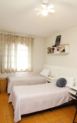 Casa à venda com 360m², 4 quartos e 4 vagas Quarto 6 Casa 2