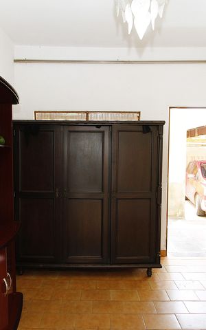 Casa à venda com 360m², 4 quartos e 4 vagasSala 3 CASA 3