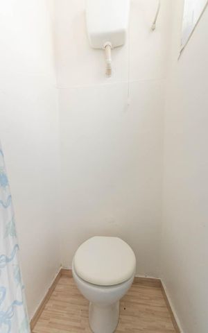 Casa à venda com 100m², 2 quartos e 1 vagaBanheiro de serviço