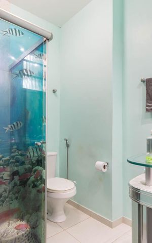 Casa à venda com 100m², 2 quartos e 1 vagaBanheiro