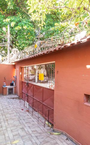 Casa à venda com 100m², 2 quartos e 1 vagaQuintal