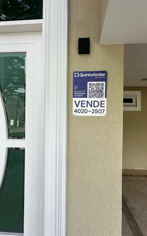 Casa de condomínio à venda com 500m², 4 quartos e 4 vagas Casa de condomínio à venda com 500m², 4 quartos e 4 vagasPlaca