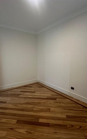 Casa de condomínio à venda com 500m², 4 quartos e 4 vagas Casa de condomínio à venda com 500m², 4 quartos e 4 vagasSuíte 1