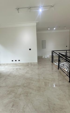 Casa de condomínio à venda com 500m², 4 quartos e 4 vagas Casa de condomínio à venda com 500m², 4 quartos e 4 vagasCorredor