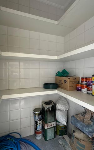 Casa de condomínio à venda com 500m², 4 quartos e 4 vagas Casa de condomínio à venda com 500m², 4 quartos e 4 vagasDeposito