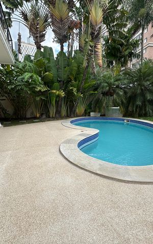 Casa de condomínio à venda com 500m², 4 quartos e 4 vagas Casa de condomínio à venda com 500m², 4 quartos e 4 vagasPiscina