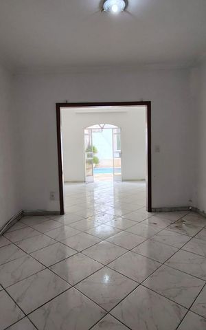 Casa à venda com 360m², 4 quartos e 6 vagas