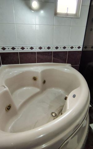 Casa à venda com 360m², 4 quartos e 6 vagas