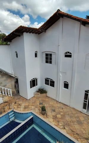 Casa à venda com 360m², 4 quartos e 6 vagas