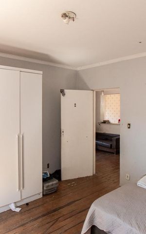 Casa para alugar com 374m², 3 quartos e 10 vagas Casa para alugar com 374m², 3 quartos e 10 vagasQuarto 1