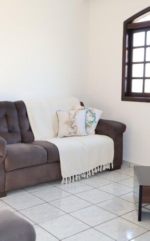 Casa à venda com 125m², 4 quartos e 2 vagasSala casa 2 (superior)