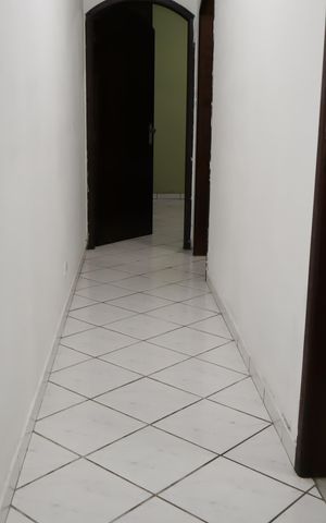 Casa à venda com 125m², 4 quartos e 2 vagasCorredor casa 1 (térrea)