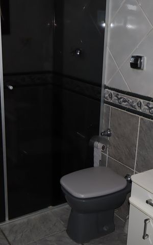 Casa à venda com 125m², 4 quartos e 2 vagasBanheiro casa 2 (superior)