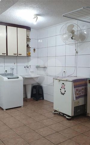 Casa à venda com 126m², 3 quartos e 2 vagas