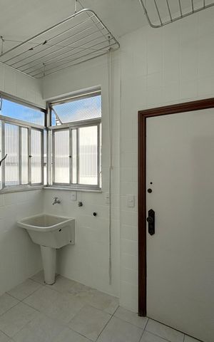 Apartamento à venda com 98m², 3 quartos e 1 vaga Apartamento à venda com 98m², 3 quartos e 1 vagaÁrea de serviço