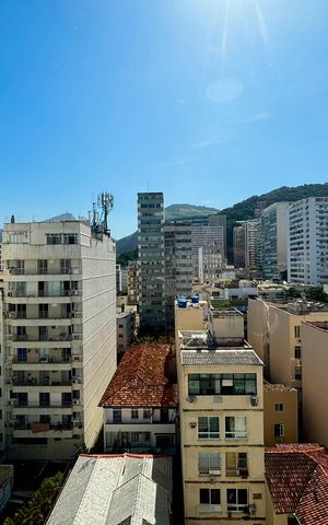 Apartamento à venda com 98m², 3 quartos e 1 vaga Apartamento à venda com 98m², 3 quartos e 1 vagaSala - vista