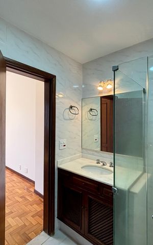 Apartamento à venda com 98m², 3 quartos e 1 vaga Apartamento à venda com 98m², 3 quartos e 1 vagaSuíte - banheiro