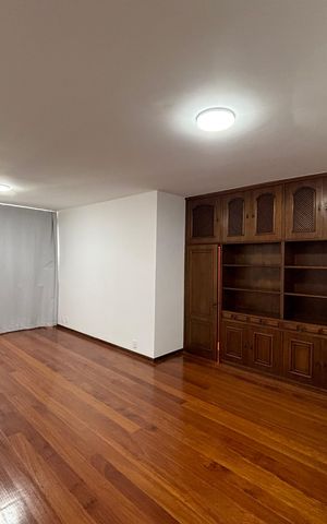 Apartamento à venda com 98m², 3 quartos e 1 vaga Apartamento à venda com 98m², 3 quartos e 1 vagaSala