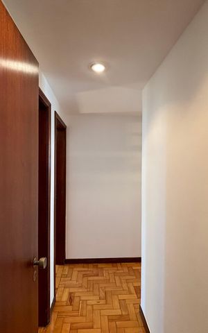 Apartamento à venda com 98m², 3 quartos e 1 vaga Apartamento à venda com 98m², 3 quartos e 1 vagaCorredores