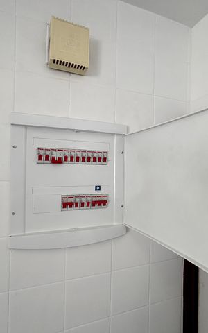 Apartamento à venda com 98m², 3 quartos e 1 vaga Apartamento à venda com 98m², 3 quartos e 1 vagaCozinha - painel de luz