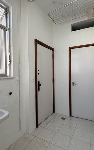 Apartamento à venda com 98m², 3 quartos e 1 vaga Apartamento à venda com 98m², 3 quartos e 1 vagaÁrea de serviço