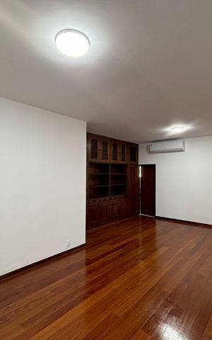 Apartamento à venda com 98m², 3 quartos e 1 vaga Apartamento à venda com 98m², 3 quartos e 1 vagaSala