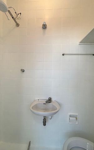 Apartamento à venda com 98m², 3 quartos e 1 vaga Apartamento à venda com 98m², 3 quartos e 1 vagaÁrea de serviço - banheiro