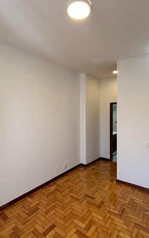 Apartamento à venda com 98m², 3 quartos e 1 vaga Apartamento à venda com 98m², 3 quartos e 1 vagaSuíte