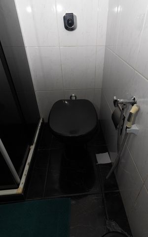 Casa à venda com 70m², 2 quartos e sem vaga Casa à venda com 70m², 2 quartos e sem vagaBanheiro