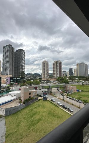 Apartamento à venda com 87m², 2 quartos e 2 vagas Apartamento à venda com 87m², 2 quartos e 2 vagasVaranda da Sala