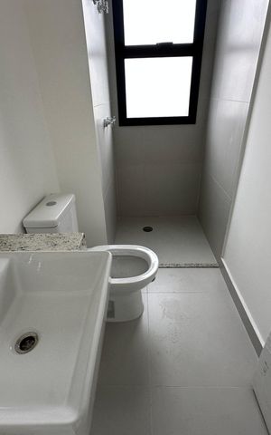Apartamento à venda com 87m², 2 quartos e 2 vagas Apartamento à venda com 87m², 2 quartos e 2 vagasBanheiro da Suíte 2