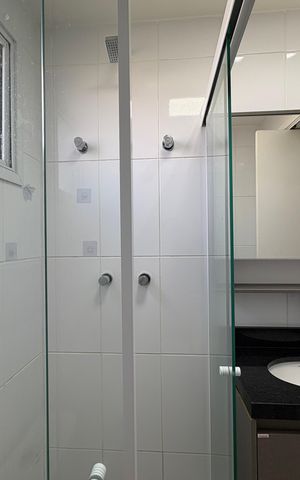 Apartamento à venda com 60m², 3 quartos e 1 vaga Apartamento à venda com 60m², 3 quartos e 1 vagaBanheiro