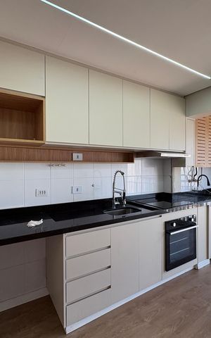 Apartamento à venda com 60m², 3 quartos e 1 vaga Apartamento à venda com 60m², 3 quartos e 1 vagaCozinha e Área de Serviço