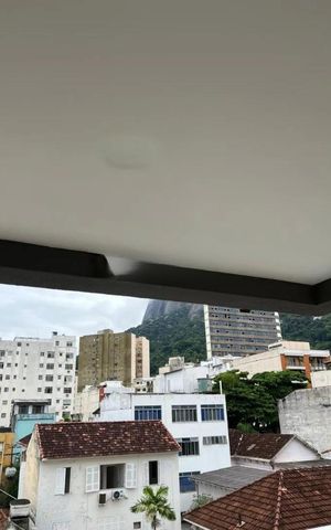 Apartamento à venda com 84m², 2 quartos e 1 vaga