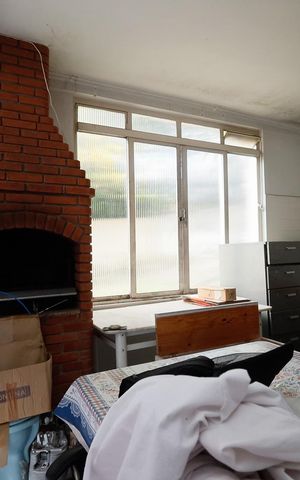 Casa à venda com 321m², 6 quartos e 4 vagas Casa à venda com 321m², 6 quartos e 4 vagasGaragem / Churrasqueira