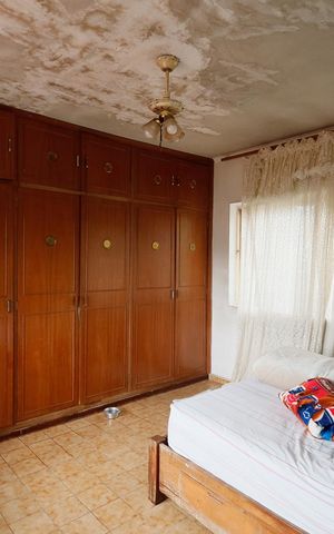 Casa à venda com 321m², 6 quartos e 4 vagas Casa à venda com 321m², 6 quartos e 4 vagasSuíte 1
