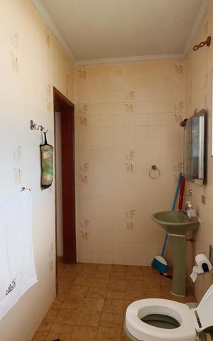 Casa à venda com 321m², 6 quartos e 4 vagas Casa à venda com 321m², 6 quartos e 4 vagasBanheiro da Suíte 1