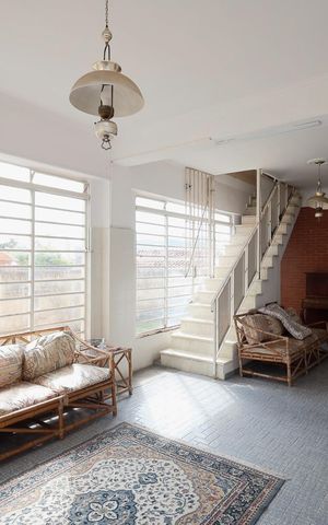 Casa à venda com 321m², 6 quartos e 4 vagas Casa à venda com 321m², 6 quartos e 4 vagasSala 2