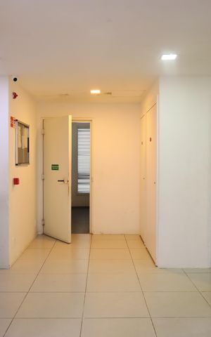 Apartamento à venda com 66m², 2 quartos e sem vagaÁrea comum - Saguão do prédio