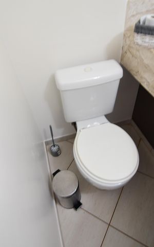 Casa de condomínio para alugar com 340m², 3 quartos e 4 vagasLavabo
