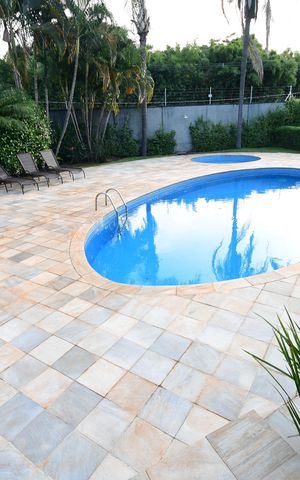Casa de condomínio para alugar com 340m², 3 quartos e 4 vagasÁrea comum - Piscina