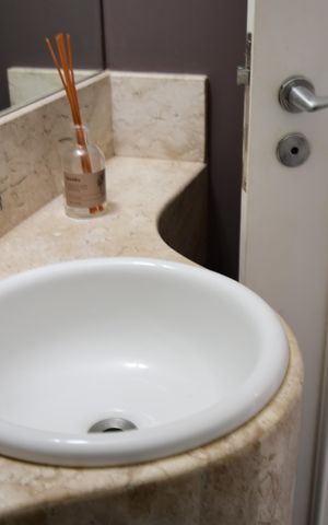 Casa de condomínio para alugar com 340m², 3 quartos e 4 vagasLavabo