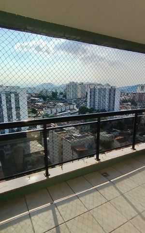 Apartamento à venda com 105m², 4 quartos e 2 vagas Apartamento à venda com 105m², 4 quartos e 2 vagasSacada