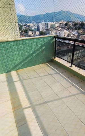 Apartamento à venda com 105m², 4 quartos e 2 vagas Apartamento à venda com 105m², 4 quartos e 2 vagasSacada