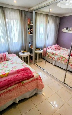 Apartamento à venda com 105m², 4 quartos e 2 vagas Apartamento à venda com 105m², 4 quartos e 2 vagasQuarto