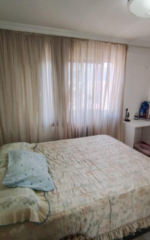 Apartamento à venda com 105m², 4 quartos e 2 vagas Apartamento à venda com 105m², 4 quartos e 2 vagasQuarto