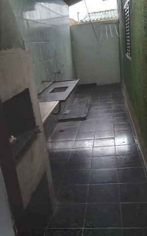 Casa para alugar com 167m², 3 quartos e 1 vaga Casa para alugar com 167m², 3 quartos e 1 vagaÁrea externa