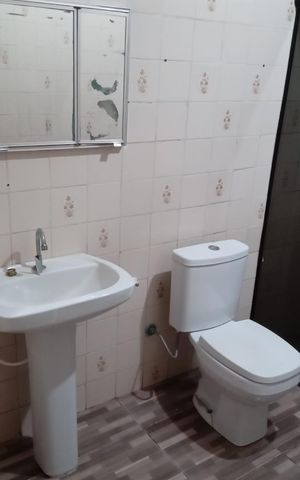 Casa para alugar com 167m², 3 quartos e 1 vaga Casa para alugar com 167m², 3 quartos e 1 vagaBanheiro