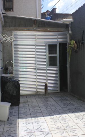 Casa à venda com 247m², 5 quartos e sem vagaQuintal e lavanderia