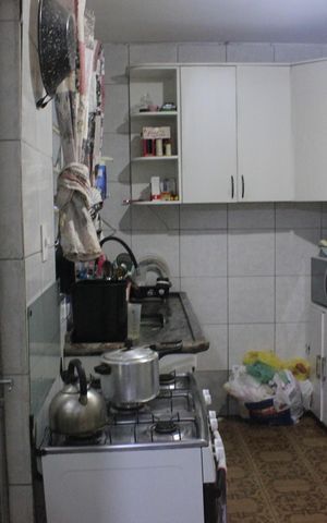 Casa à venda com 247m², 5 quartos e sem vagaCozinha da edícula
